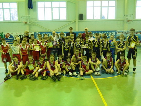Турнир по баскетболу ко Дню Защитника Отечества прошел в ДЮСШ «Олимп» города Шумерли